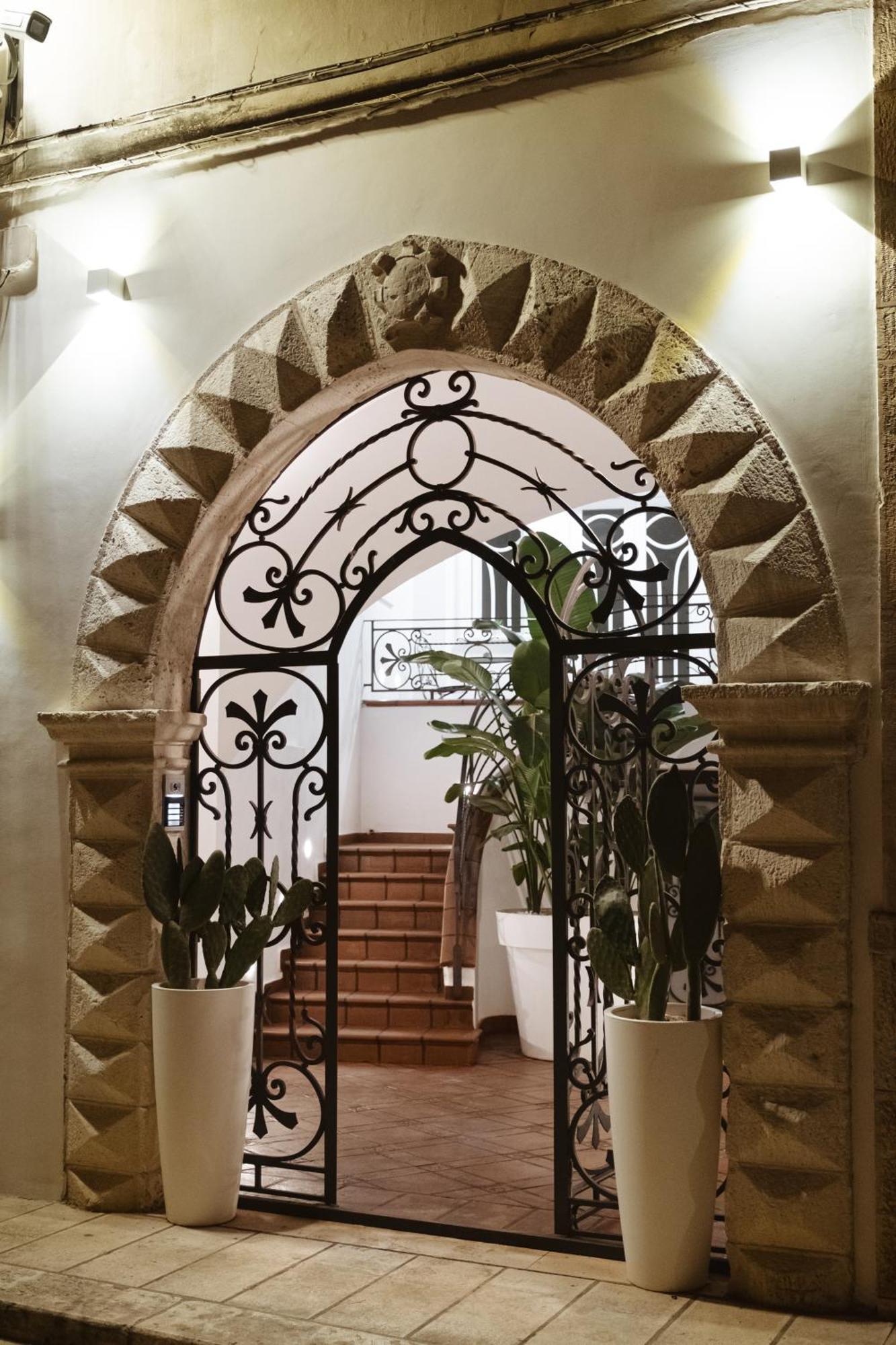 Albergo Diffuso Dimora Rossi Charme B&B ตูรี ภายนอก รูปภาพ