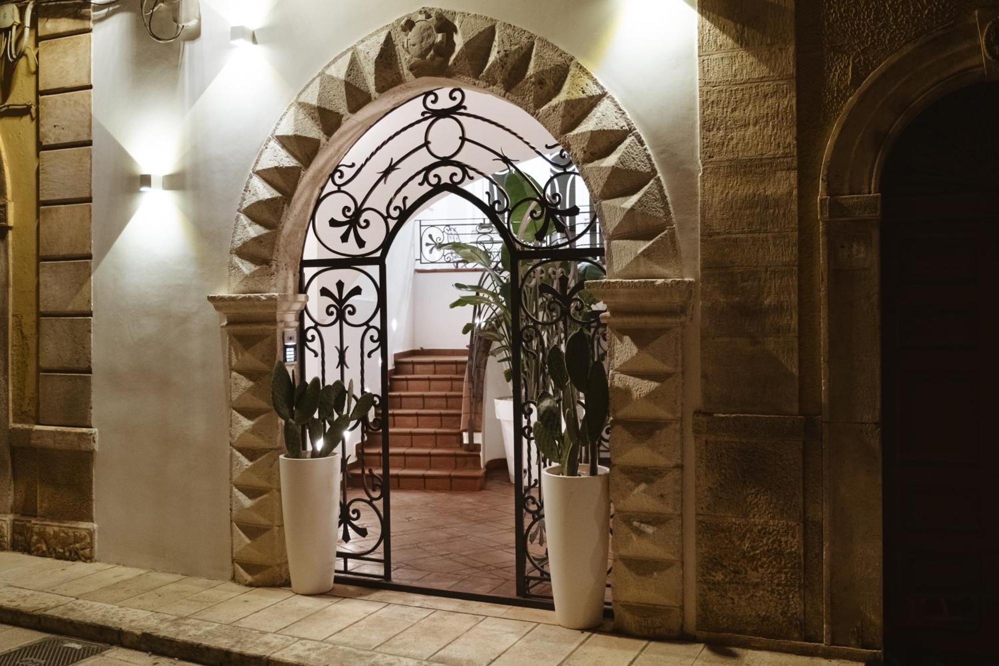 Albergo Diffuso Dimora Rossi Charme B&B ตูรี ภายนอก รูปภาพ
